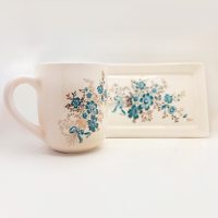 ماگ با طرح گل سبز