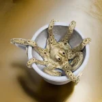 فنجان دست‌ساز سرامیکی طرح اختاپوس