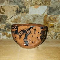 کاسه سفالی دفرمه طرح باستانی